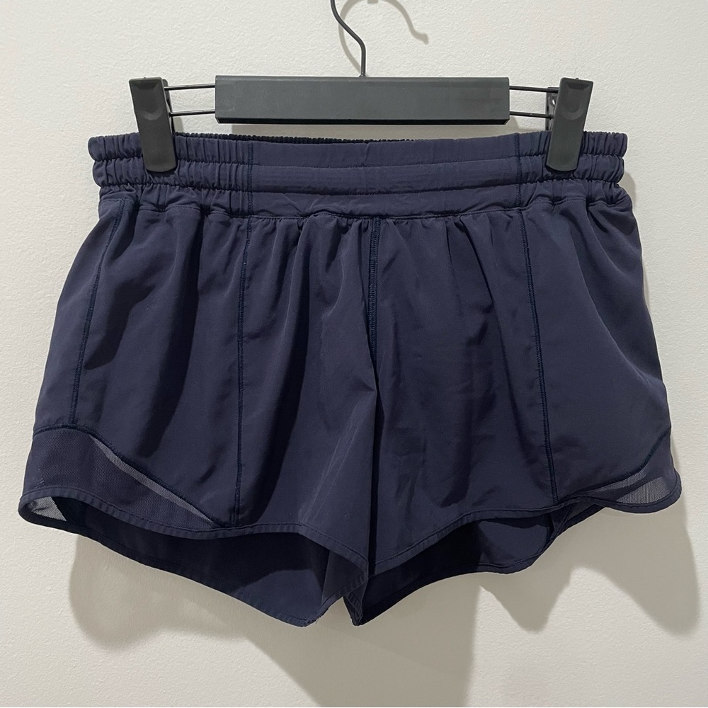 NAVY LULULEMON HOTTY HOT